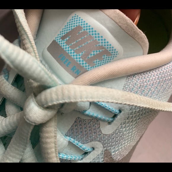 Nike Free Run Flyknit - Picture 6 of 7